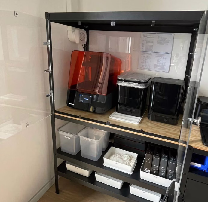 A small cabinet for the printer that can be closed. Source - Valerian Saliou.