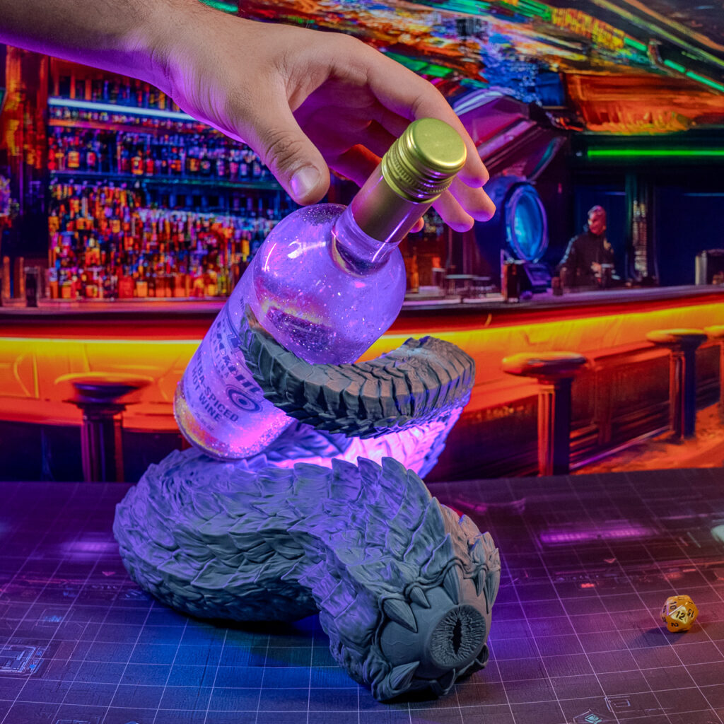 Alien-Eye Bottle Holder, a 3D decoration